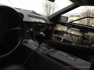 DeLorean DMC-12 autofanspot.pl wnętrze