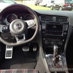 Volkswagen Golf GTI  A7 2.0TSI 230KM autofanspot.pl Performance kokpit