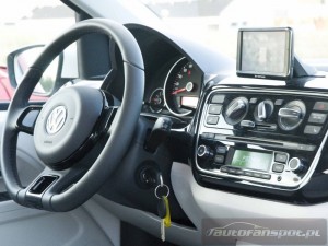 VW High Up! test autofanspot.pl kierownica foto